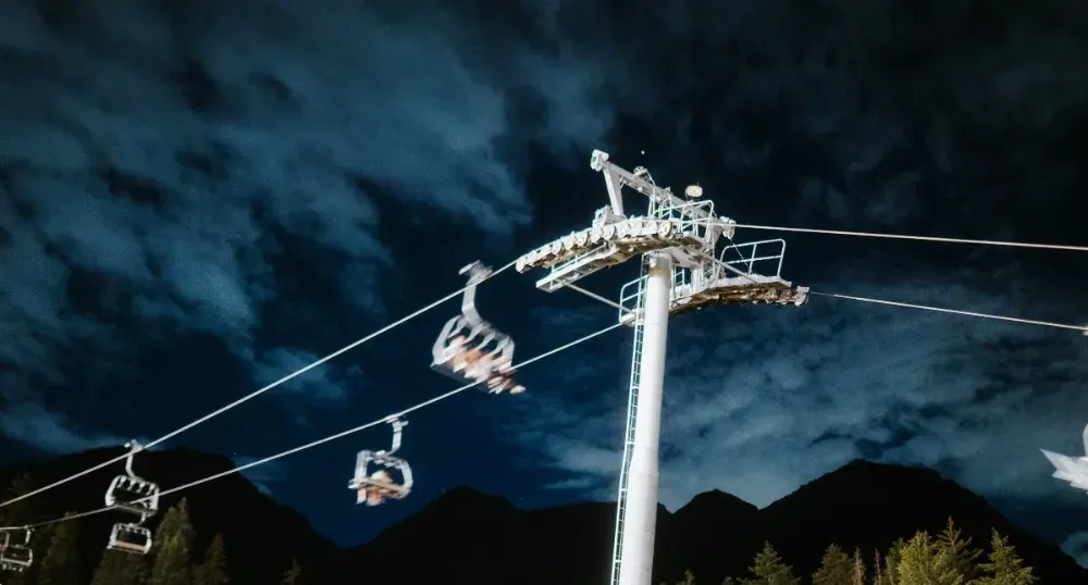Full Moon Lift Ride: Strawberry Moon (Multiple Dates)