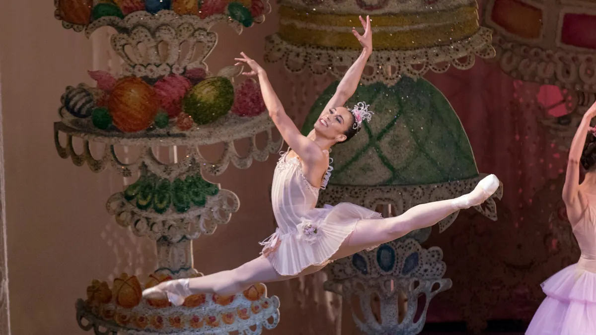 Raising Voices En Pointe Film Screenings