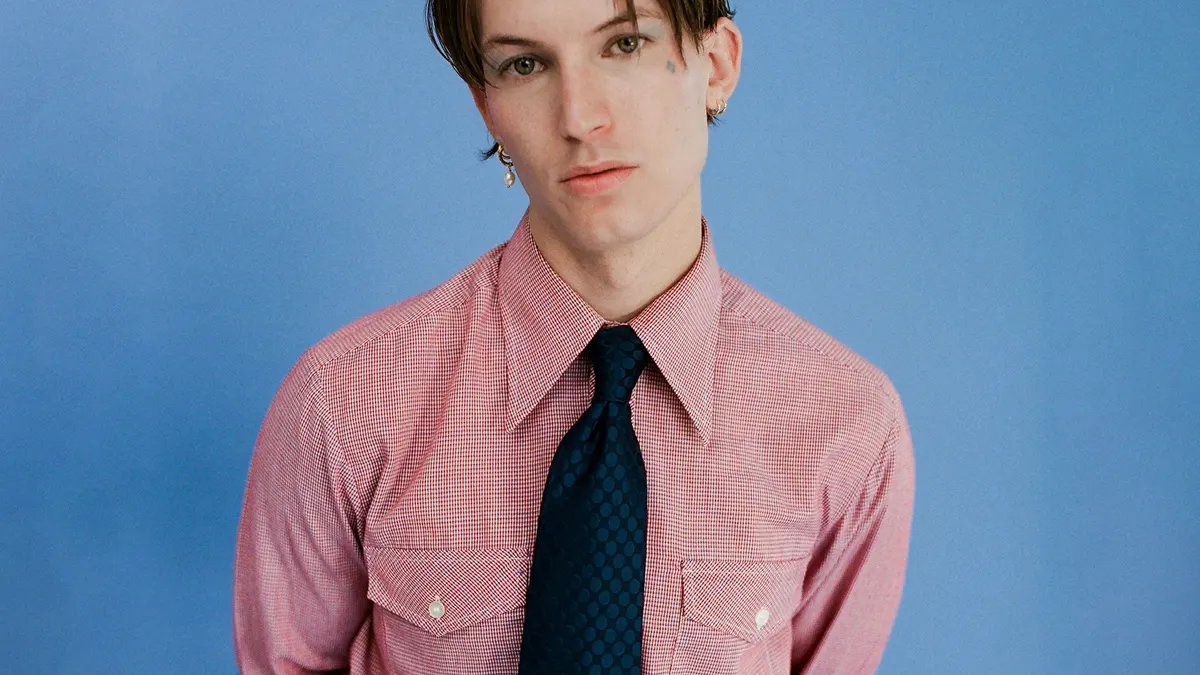 Gus Dapperton