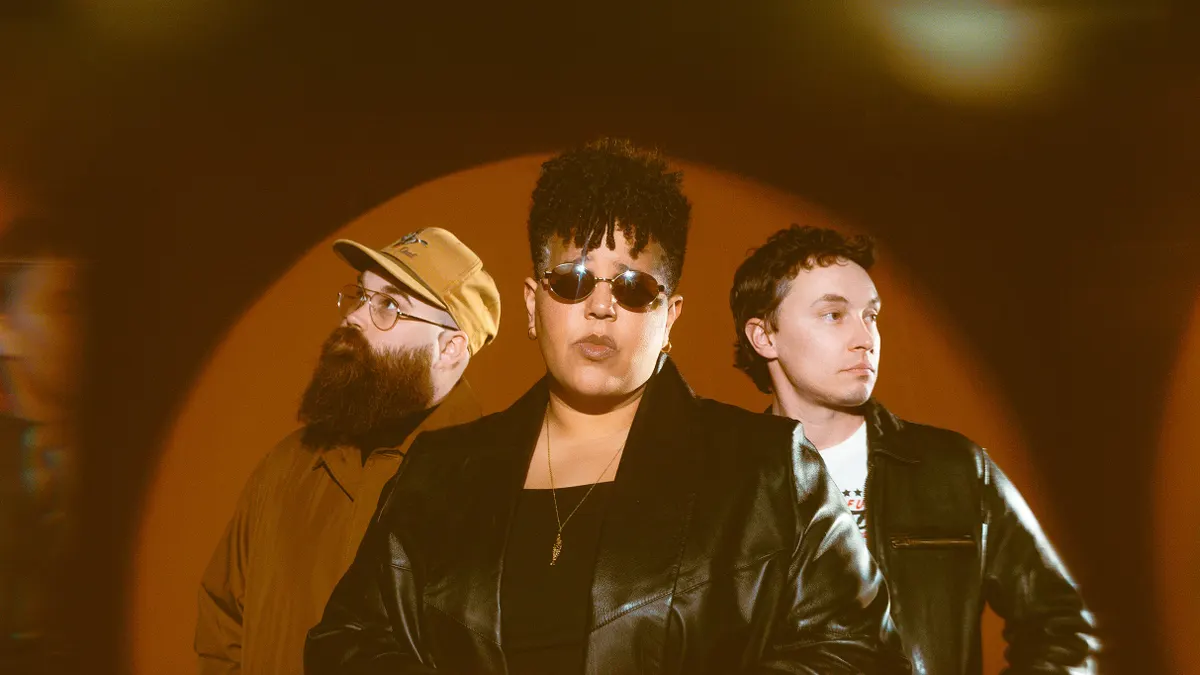Alabama Shakes w/ Billy Allen