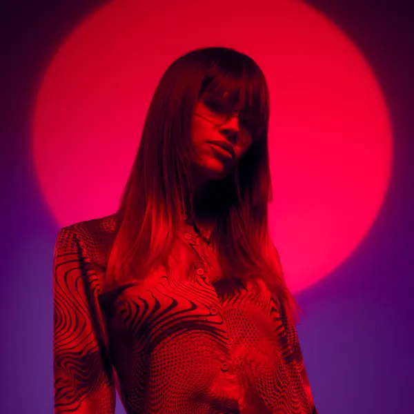 Layla Bentize – Sun:Set