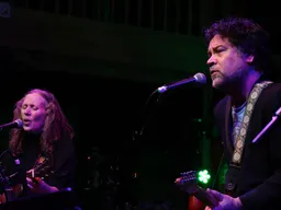 Undertow House Show: Ida