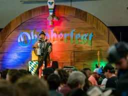 Oktoberfest Halle Entertainment