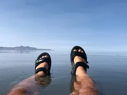 2 Hour Salt Lake Boat Tour with Swimming on the Lake