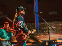 Ian Munsick w/ Tyler Nance