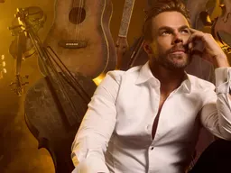 Derek Hough