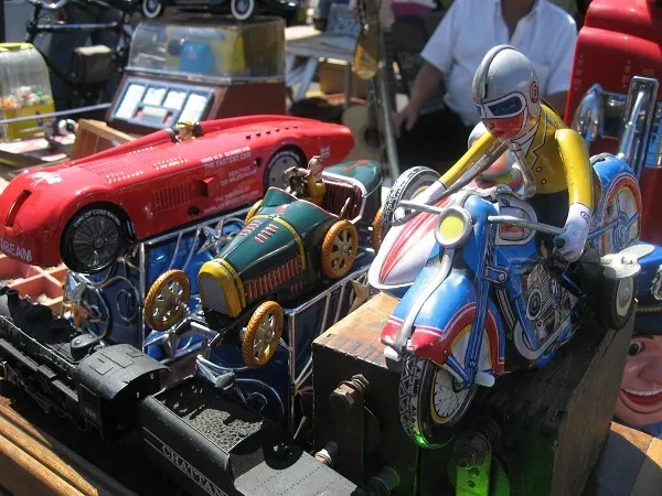 Vintage tin toy at the Urban Flea Market