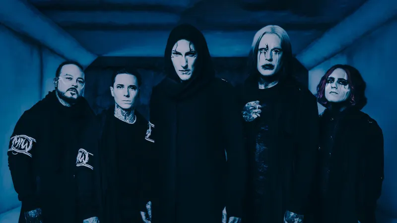 Motionless In White: The Sweat and Blood Tour